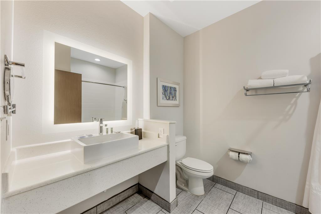Best Western Green Oaks Inn & Suites - photo 13