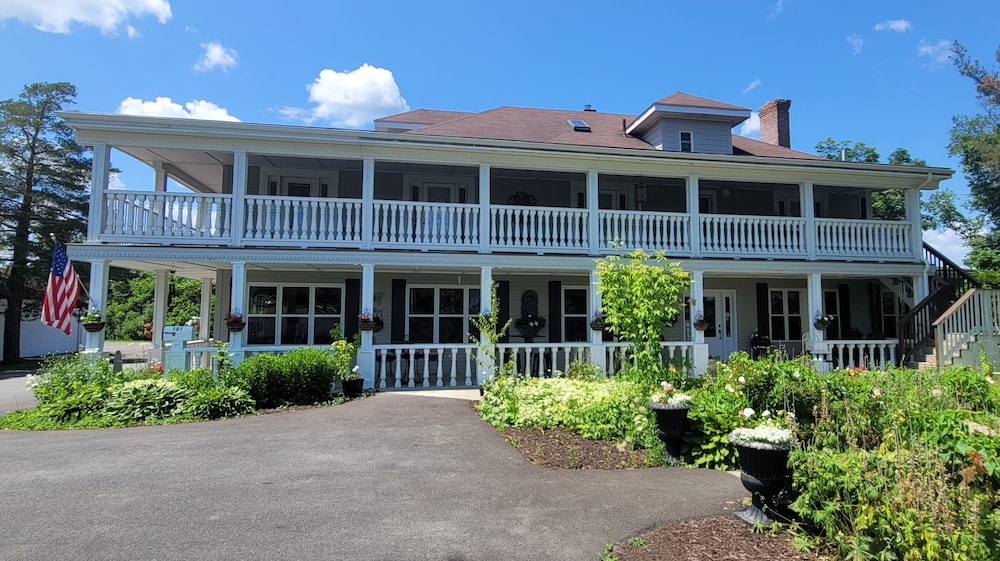DuBois' Inn - last minute hotel in Madawaska