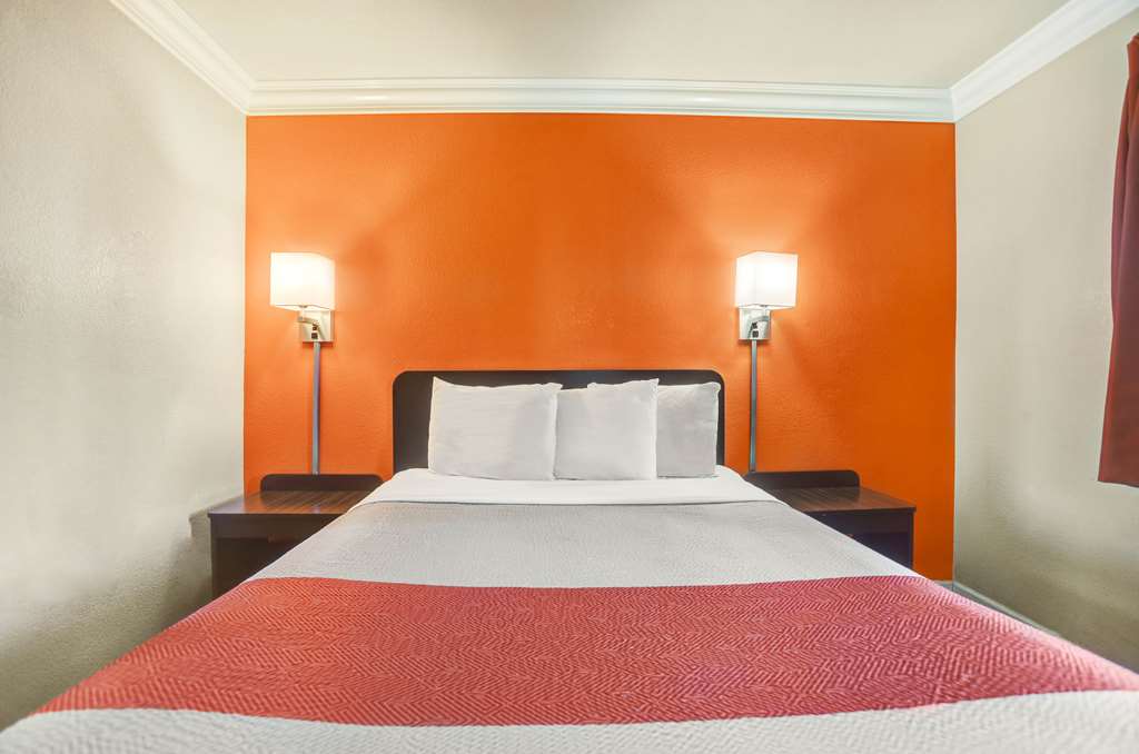 Motel 6 Fresno CA Belmont Ave - photo 14