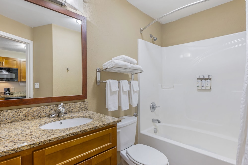 Candlewood Suites Indianapolis East by IHG - photo 17