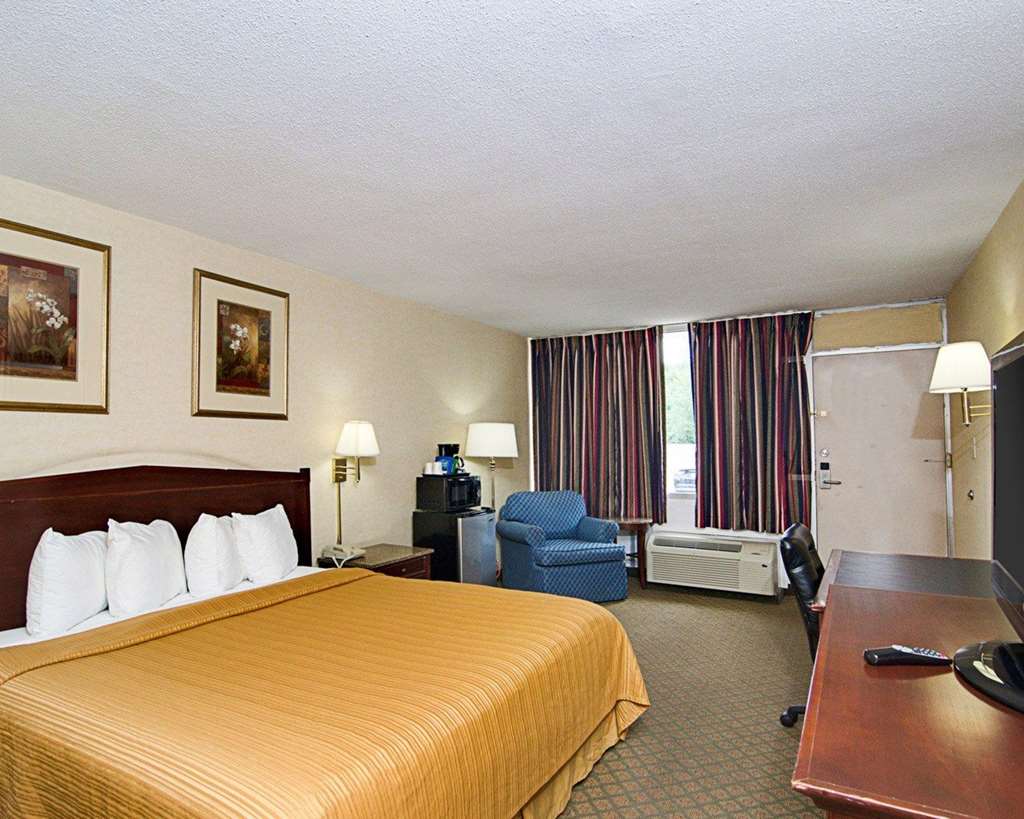 Quality Inn Shenandoah Valley - photo 9