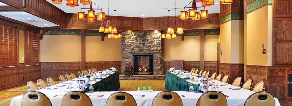 Bob Timberlake Inn at Chetola Resort - photo 39