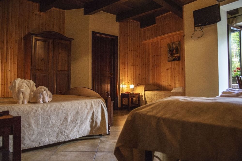 Hotel Palaghiaccio — Cotronei — photo 5