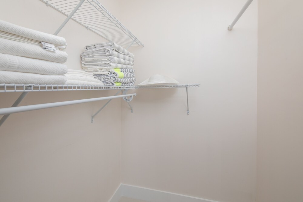 Pompano Suites by the Beach - photo 46