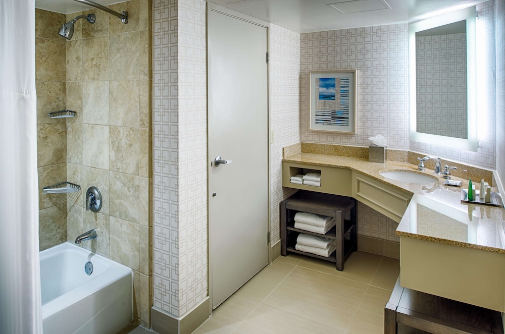Hilton San Diego Del Mar - photo 30