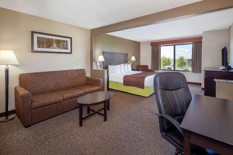 Comfort Inn & Suites Rochester South Mayo Clinic - photo 8