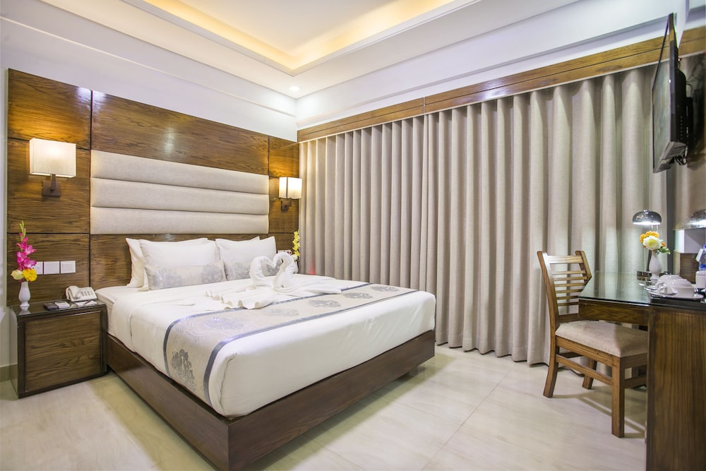 White Palace Hotel - carbon neutral hotel in Dhaka
