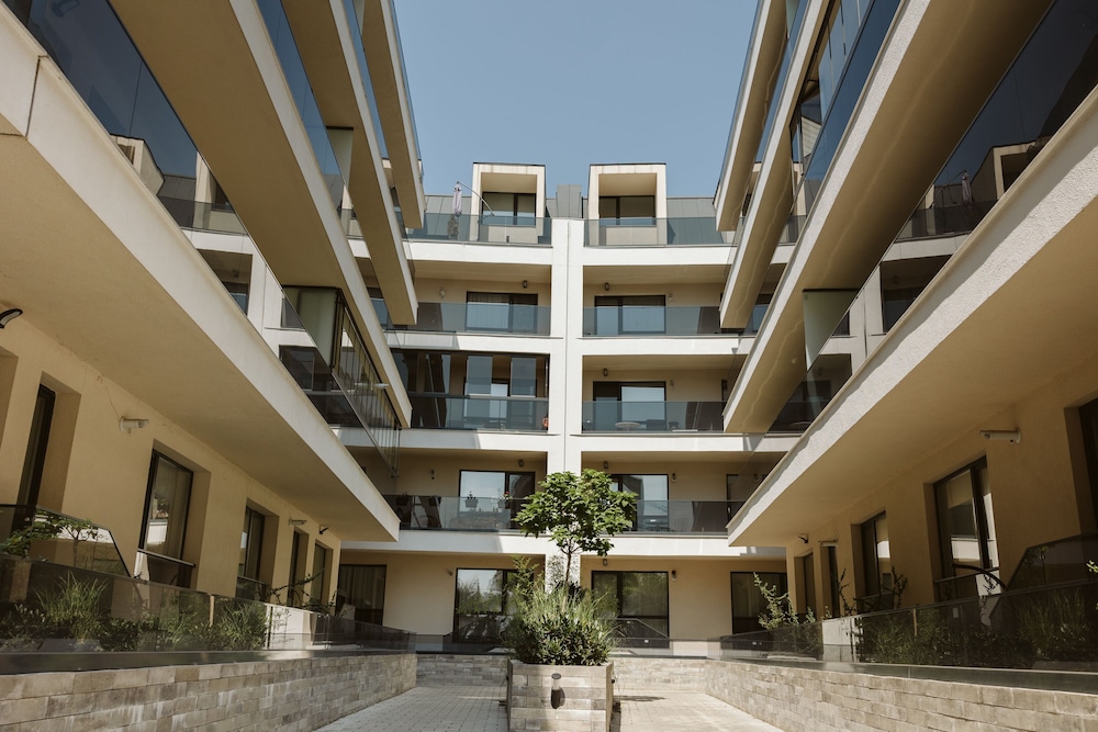 Dec Apartments — 4-Star Luxury Hotel in Bucharest, Romania