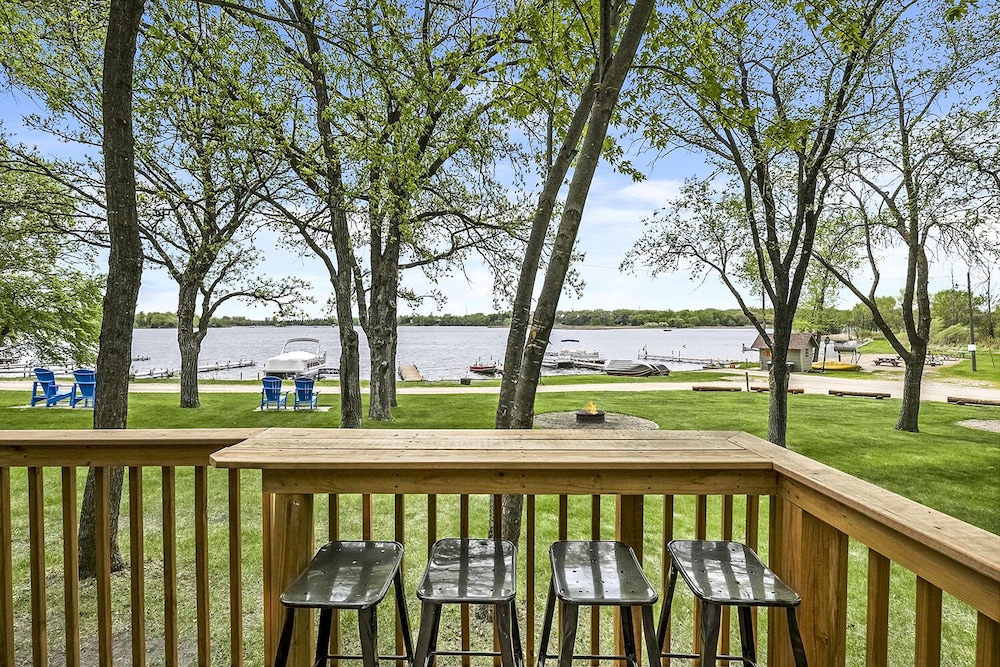 Swan Lake Resort & Campground - photo 28