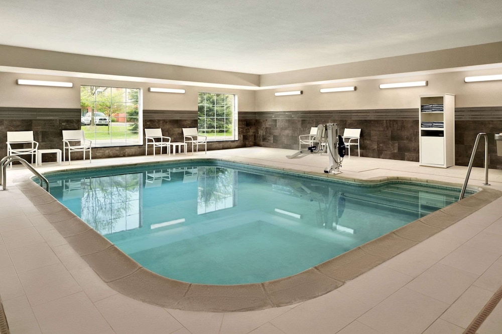 Country Inn & Suites by Radisson Novi MI - photo 13
