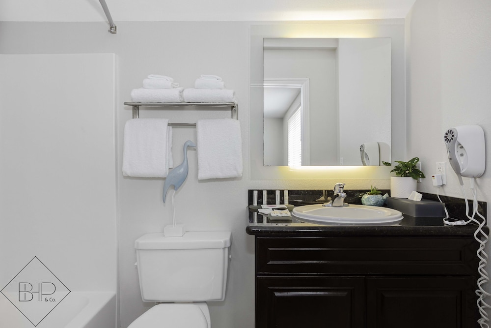The Hotel Oceanside - photo 41