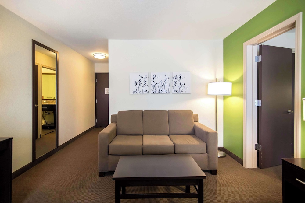 Sleep Inn & Suites Haysville Wichita South - photo 23