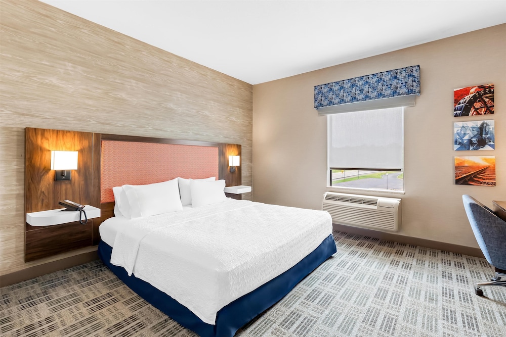 Hampton Inn & Suites Grove City - photo 16
