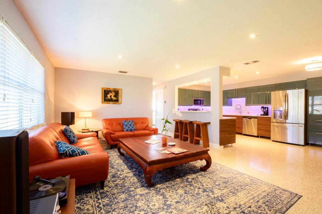 Ocean Days Luxury Beach Living Near Everything in New Smyrna Beach, United States