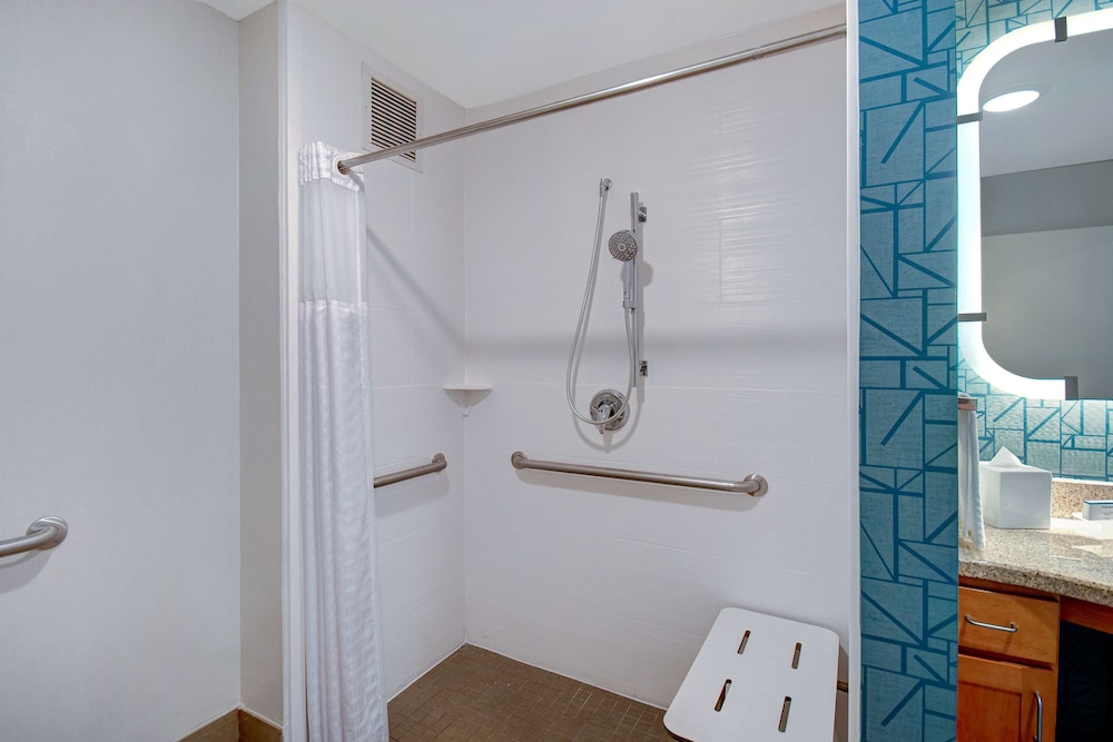 Homewood Suites by Hilton San Francisco Airport North - photo 33