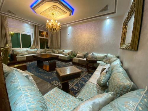 Appartement familiale 3 chambres proche de mer — 4-Star Luxury Hotel in Tangier, Morocco