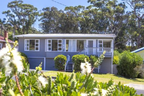 Surf & Turf Retreat — Mollymook — photo 3