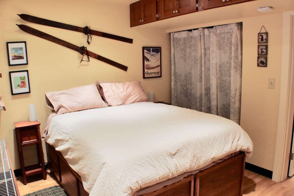 Crystal Chalets Condominiums at Crystal Mountain Ski Resort - photo 24