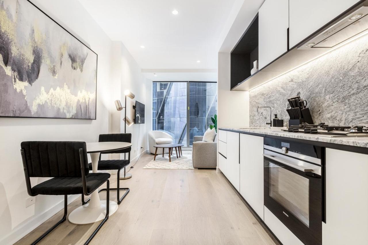 West Side Marvel Stadium Views Shopping CBD — 4-Star Luxury Hotel in Melbourne, Australia