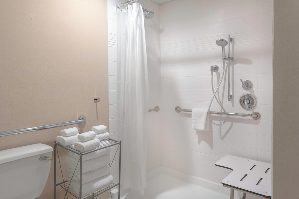 TownePlace Suites by Marriott San Antonio Westover Hills - photo 12