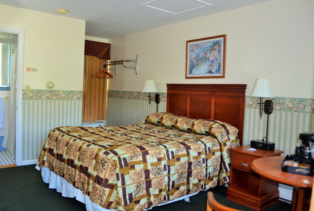 Maple Terrace Motel - photo 5