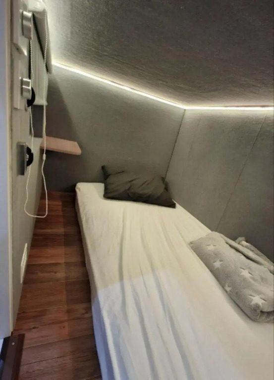 RecoRoom Capsule Hotel Kaliningrad — hotel near Khrabrovo Airport