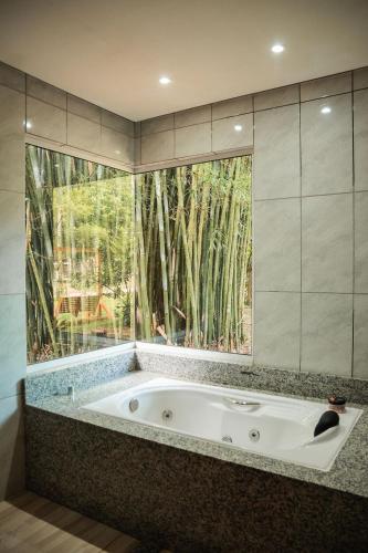 Sitio Cantinho Vovó Cida e Vovô Nilson — hotel in Sao Joao Batista