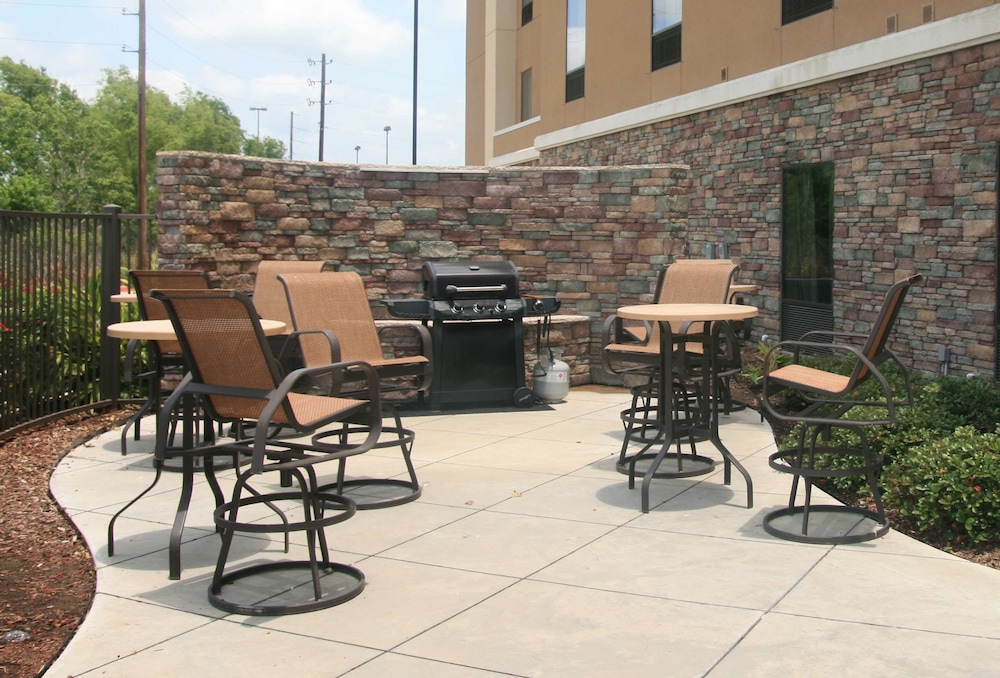 Hampton Inn & Suites Bay City TX - photo 41