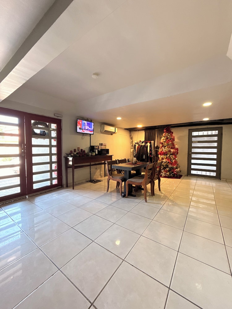 Hotel Ossi Inn in Matamoros, Mexico