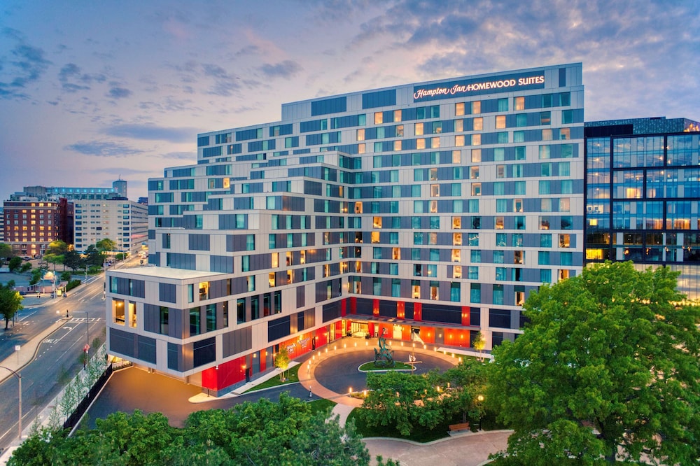 Homewood Suites by Hilton Boston Seaport District - photo 2