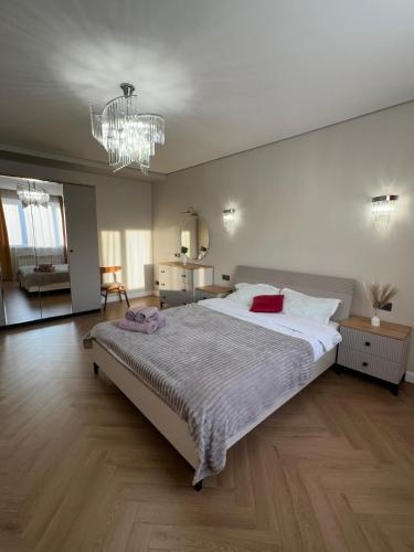 Comfort class two room apartment Rams Navoi — 4-Star Luxury Hotel in Almaty, Kazakhstan
