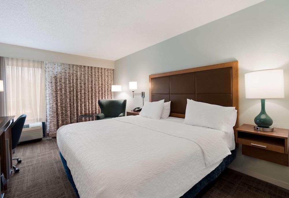 Hampton Inn Columbia I 26 Airport - photo 20
