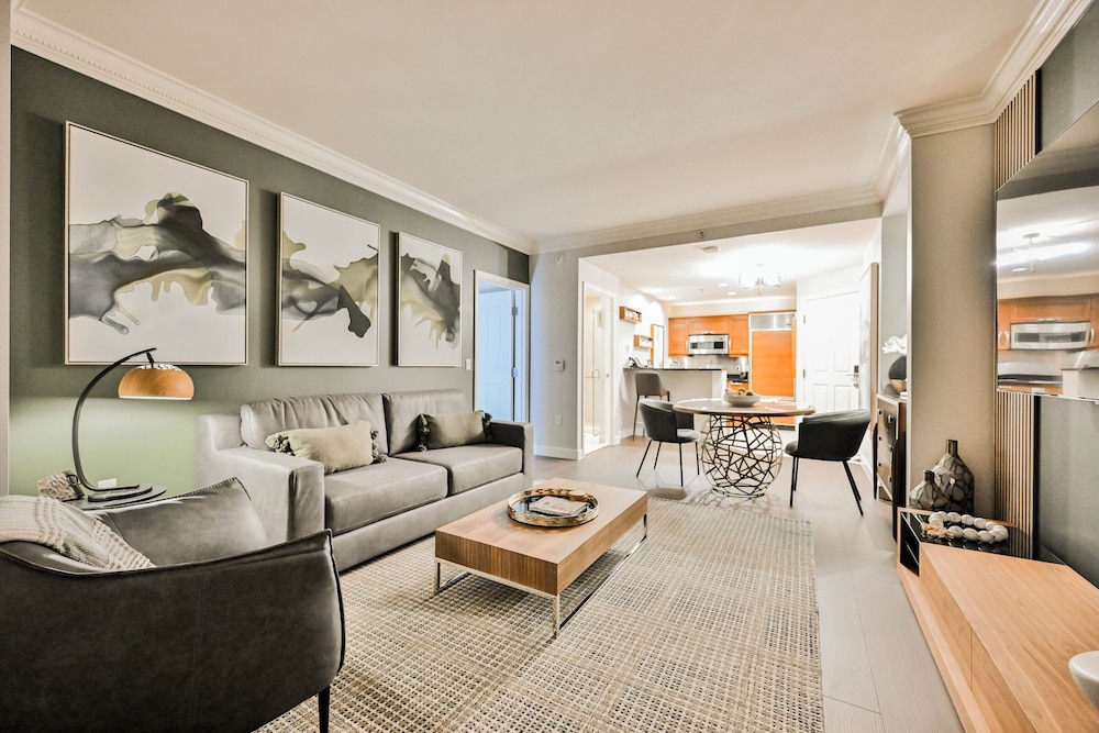 StripViewSuites at Signature - photo 169