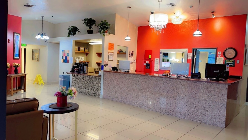 Bridgeway Inn & Suites Portland Airport - photo 6