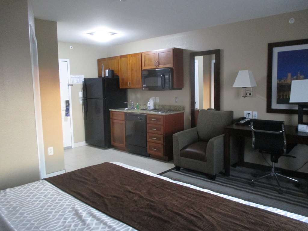 Best Western Plus Crawfordsville Hotel - photo 20