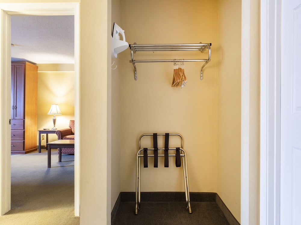 Mansion View Inn and Suite - photo 66