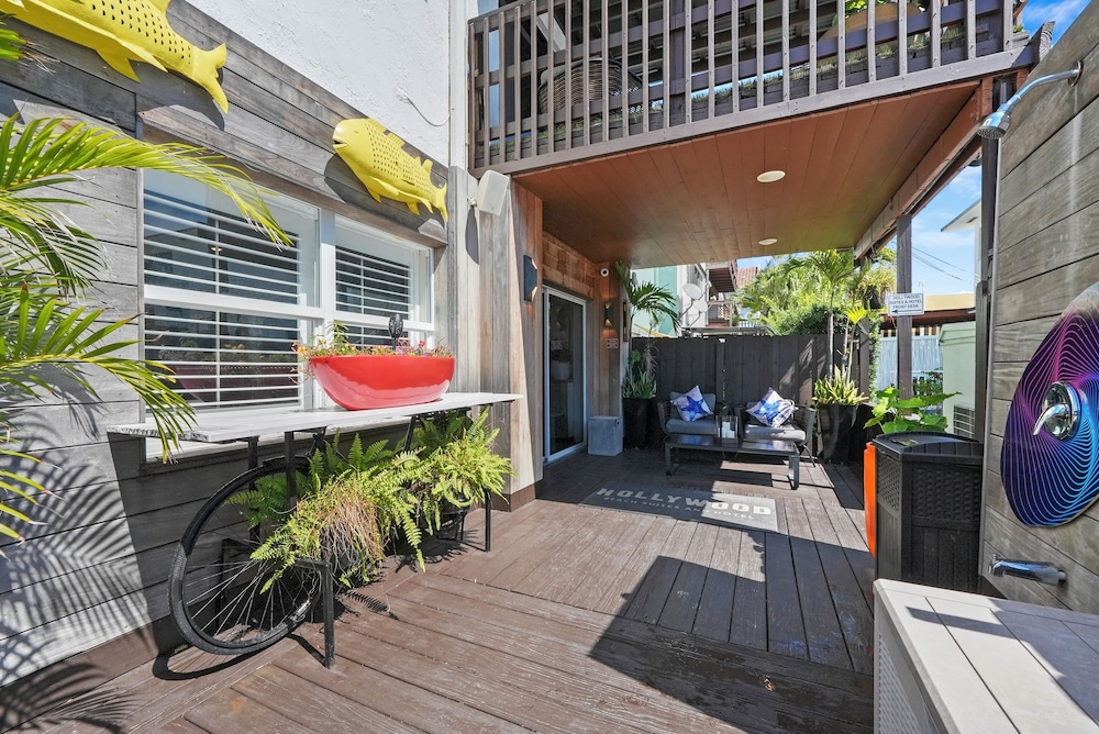 Hollywood Beach Suites - photo 46
