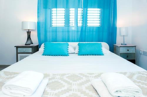 Nissini Nero 3 bedroom villa with private pool 5 min to the beach