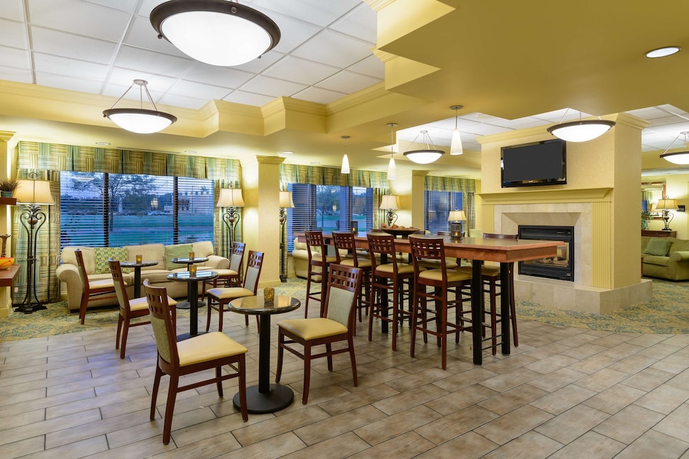 Hampton Inn Mt. Vernon - photo 3