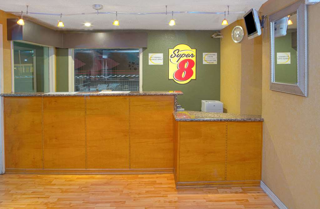 Super 8 by Wyndham Shreveport - photo 9