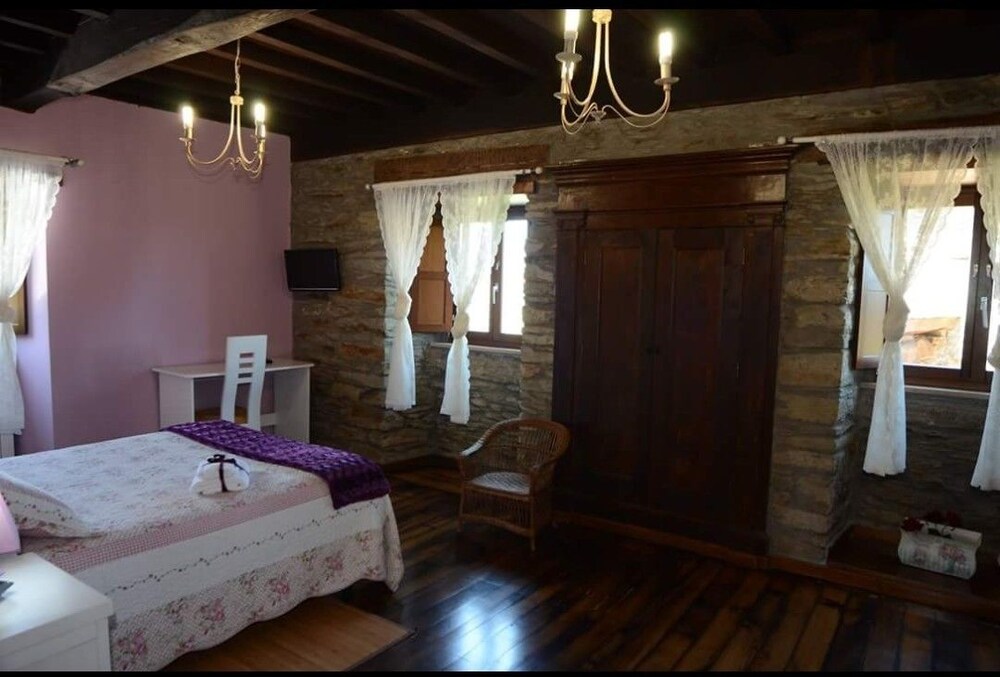 La Posada Del Chano — Cangas Del Narcea — photo 2