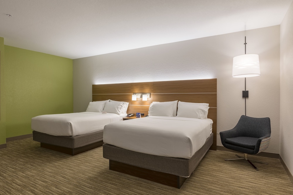 Holiday Inn Express and Suites San Marcos South by IHG - photo 6