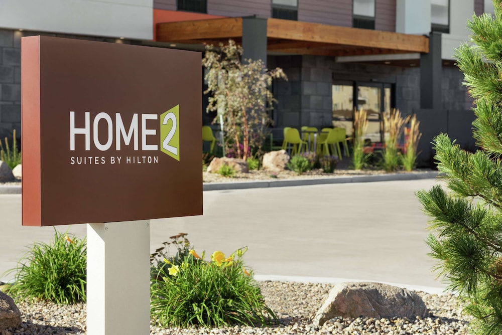 Home2 Suites by Hilton Bismarck - photo 52