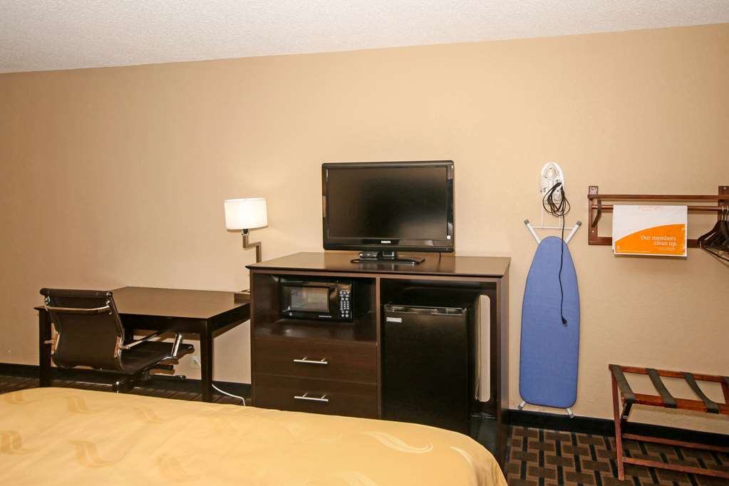 Quality Inn Clinton Laurens I 26 - photo 17