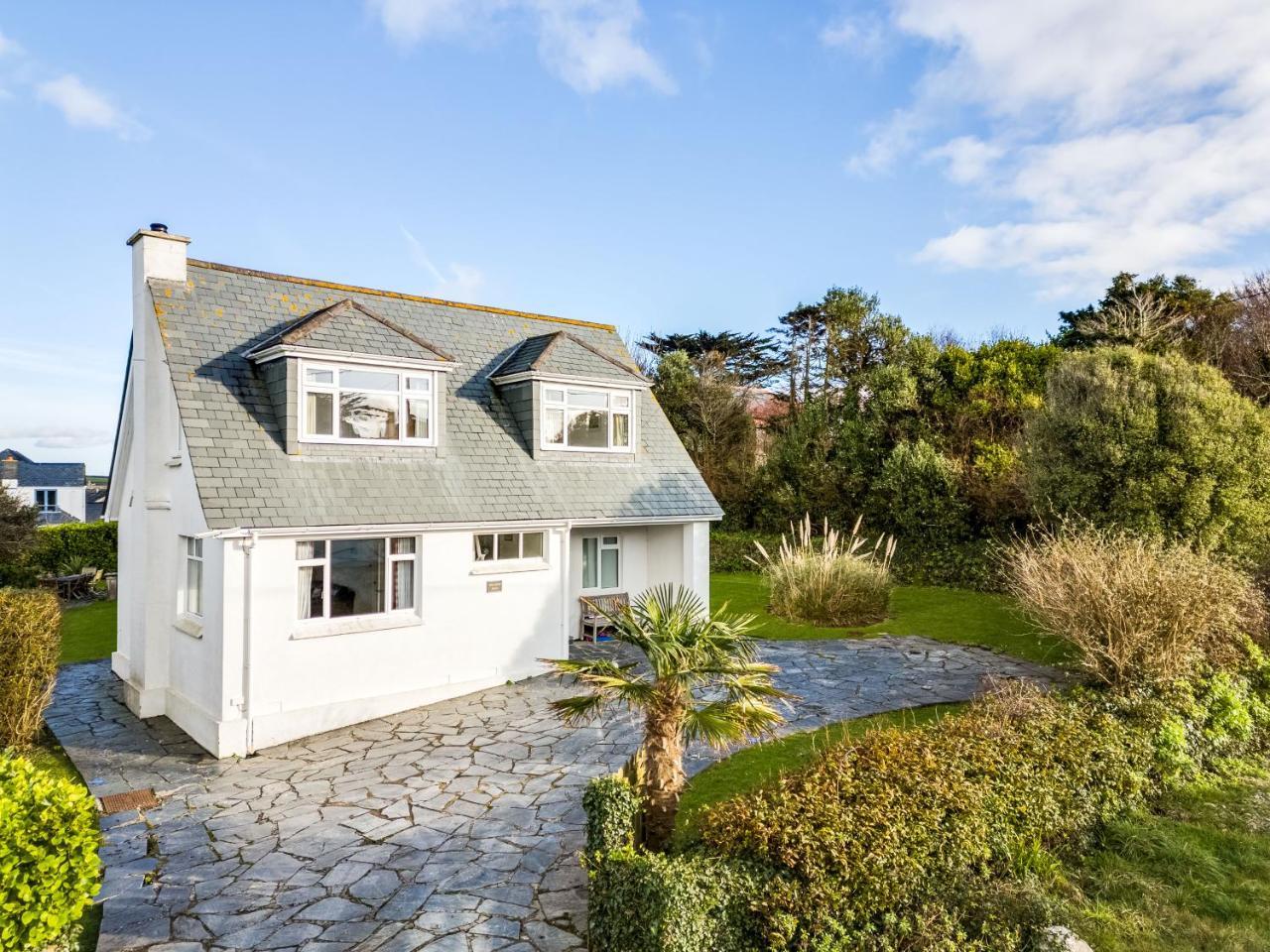 Dolphin's Barn - carbon neutral hotel in Padstow