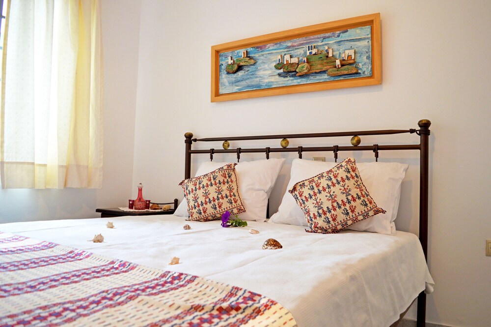 Moutsouna Beach 1 — Naxos — photo 3