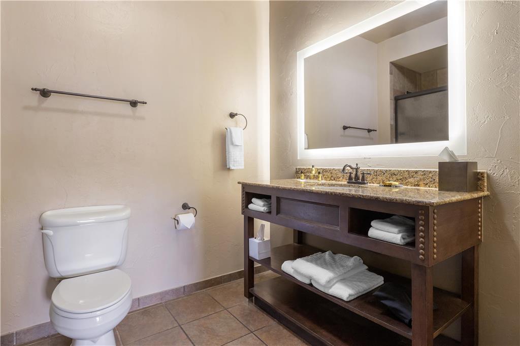 Best Western Plus Cimarron Hotel & Suites - photo 53