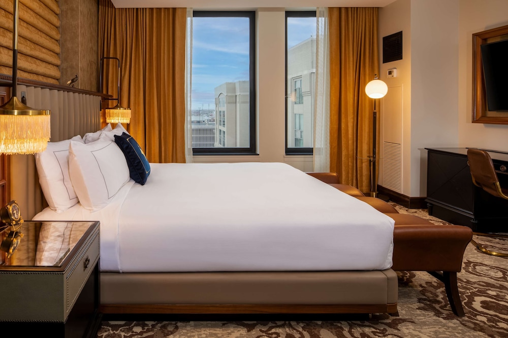 The Peregrine Omaha Downtown Curio Collection by Hilton - photo 32