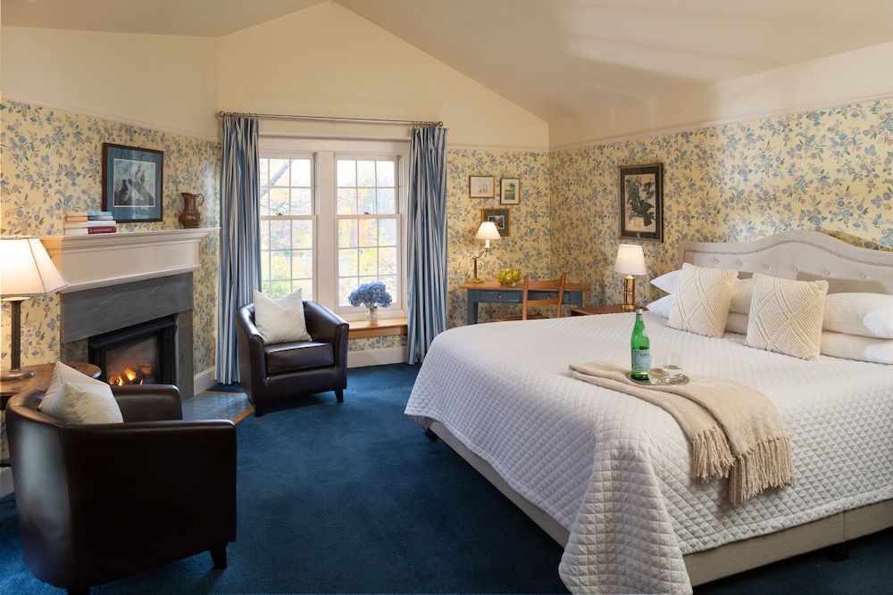 Chesterfield Inn - photo 13