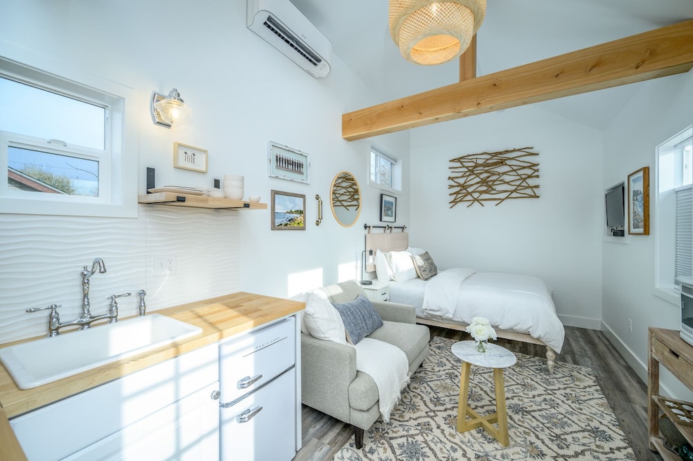 The Boutique Retreat - photo 16